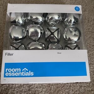 Room Essentials Metallic Silver Decorative Set